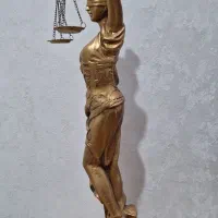 مجسمه ی بانوی عدالت|مجسمه، تندیس، ماکت|تهران, امام زاده حسن|دیوار