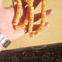 تسبیح سندلوس کهنه و اصل|کلکسیون اشیاء عتیقه|ارومیه, |دیوار