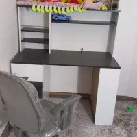 میز درحدنو به همراه صندلی|میز تحریر و کامپیوتر|مشهد, شهید علی محمدی|دیوار