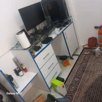 میز پیشخوان و صندلی