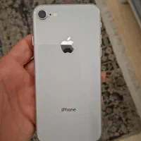 آیفون 8 درحد نو