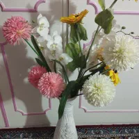 گل و گلدان مصنوعی بسیار زیبا و شیک و نونو