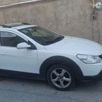 دانگ فنگ H30 کراس، مدل ۱۳۹۵