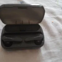 ایرپاد بلوتوث داردارای کارتون به فروش می رسد|لوازم جانبی موبایل و تبلت|سنندج, |دیوار