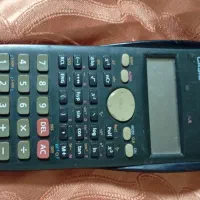 دو عدد ماشین حساب