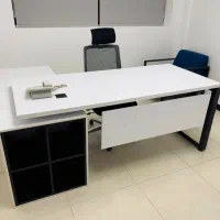 میز مدیریت مدرن