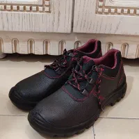 کفش کار و ایمنی