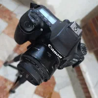 Canon 80d+lens 50mm 1/8+سه پایه