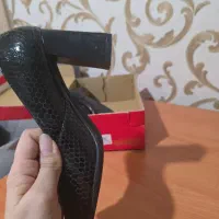 کفش پاشنه بلند چرم تهران در حد نو
