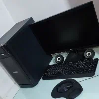 کیس و مانیتور فوق العاده تمیز و مشابه آکبند