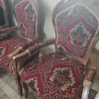 مبل سلطنطی