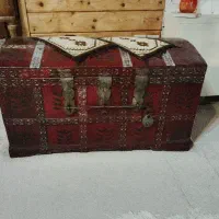 چراغ علاالدین ومیز و صندلی|کلکسیون اشیاء عتیقه|رویان, |دیوار