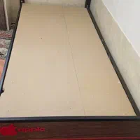 تخت یک نفره