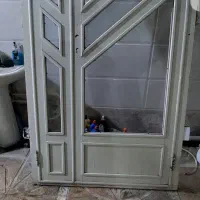 درب المینیوم خیلی تمیز درحد نو رنگ کرم|مصالح و تجهیزات ساختمان|مشهد, چهنو|دیوار