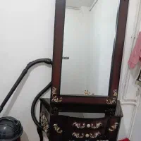 اینه و کنسول