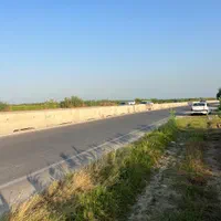 ۱۰۰۰ متر زمین تجاری با ۳۰ متر بر جاده اصلی