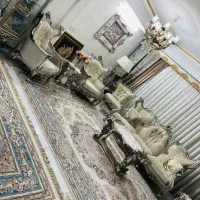 فروش فوری مبلمان سلطنتی ۸ نفره با دو تا بوفه