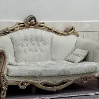 مبل سه نفره سلطنتی