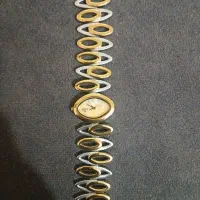 تعدادی ساعت مچی زنانه