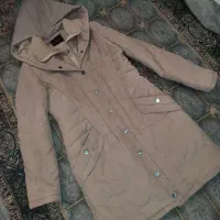 کاپشن پالتو کلاهدار زنانه سایز۳۸ کرمی نونو آکبند