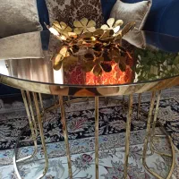 گل میز طلایی