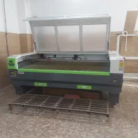 خدمات حکاکی و برش لیزر غیرفلزات
