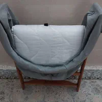 تخت کودک|تخت و صندلی بچه|ری, شهادت|دیوار