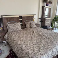 تخت تک نفره دو عدد همراه با سرویس کامل