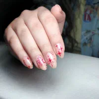 کاشت ناخن با کیفیت بالا