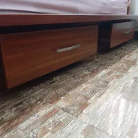 ست کامل در حد نو|تخت و سرویس خواب|شاندرمن, |دیوار