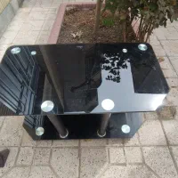 میز تلویزیون شیشه ای