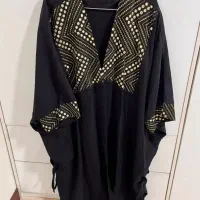 عبا مانتویی سوزن دوزی مشکی کاملا نو