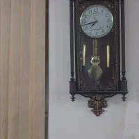 ساعت دیواری