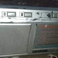 رادیو ۶موج قدیمی و واکمن نوستالژی