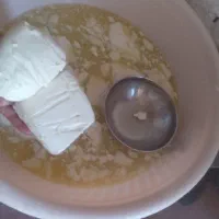 محصولات لبنی(پنیر گوسفندی)