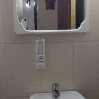 روشویی همراه با اینه