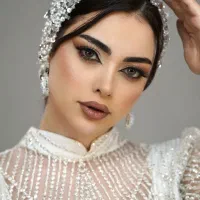 خدمات میکاپ و شنیون