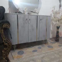 کنسولی اینه