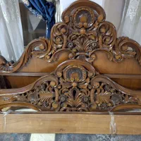 فروش قطعات تخت چوبی کلاسیک و شیک