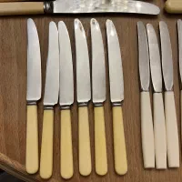 ست های ۶ تایی کارد استیل و دسته سلولویید انگلیسی|ظروف سرو و پذیرایی|تهران, امانیه|دیوار