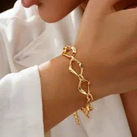 دستبند برند شین رنگ کاملا ثابت