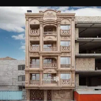 کارگر برق ساختمان