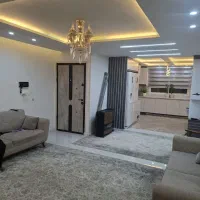 خانه-ویلایی-طبقه-بالا-انقلاب