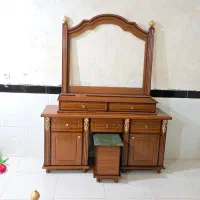 سرویس خواب سرخ|تخت و سرویس خواب|رشت, آزادگان|دیوار