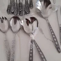تعدادی قاشق وچنگال قاشق وچاقو|ظروف سرو و پذیرایی|شیراز, سرو|دیوار