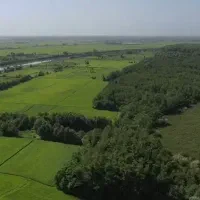 زمینی-فاخر-وخاص-بمساحت-64-هکتار-گردشگری-شهرک-سازی