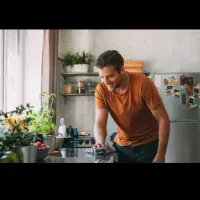 خدمات نظافت و جابه جایی باقیمت ویژه نظافت منزل و..