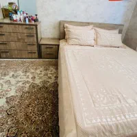 سرویس خواب با دو تا پاتختی و چهار کشو کامل