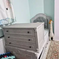 تخت نوزاد نوجوان به همراه تشک نو|تخت و صندلی بچه|فردیس, شهرک وحدت|دیوار