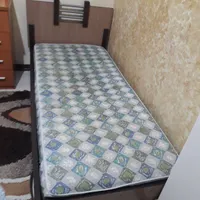 تخت خواب یک نفره چوبی با تشک
